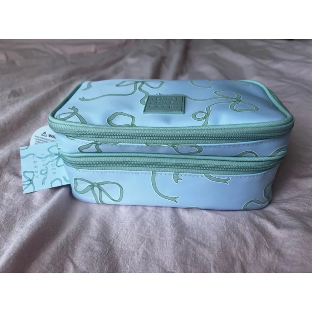 Tender Love + Carry Toiletry Bag
